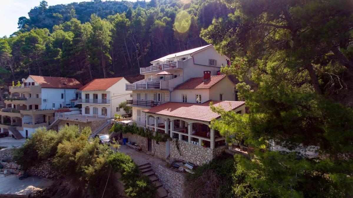 Villa Mateljan Zastražišće Extérieur photo