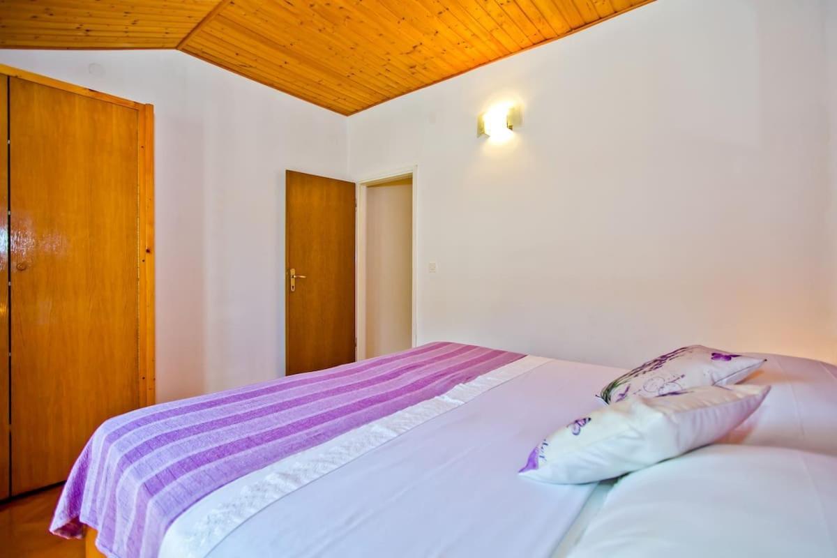 Villa Mateljan Zastražišće Extérieur photo