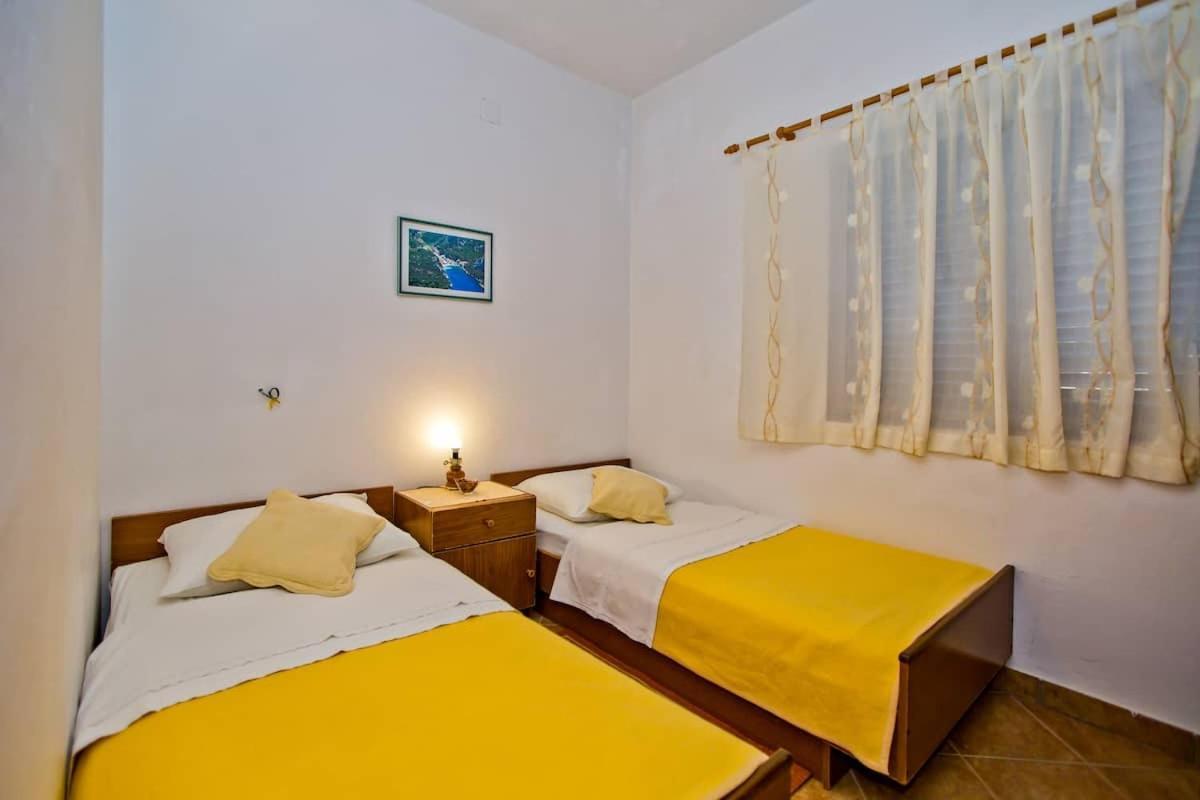 Villa Mateljan Zastražišće Extérieur photo