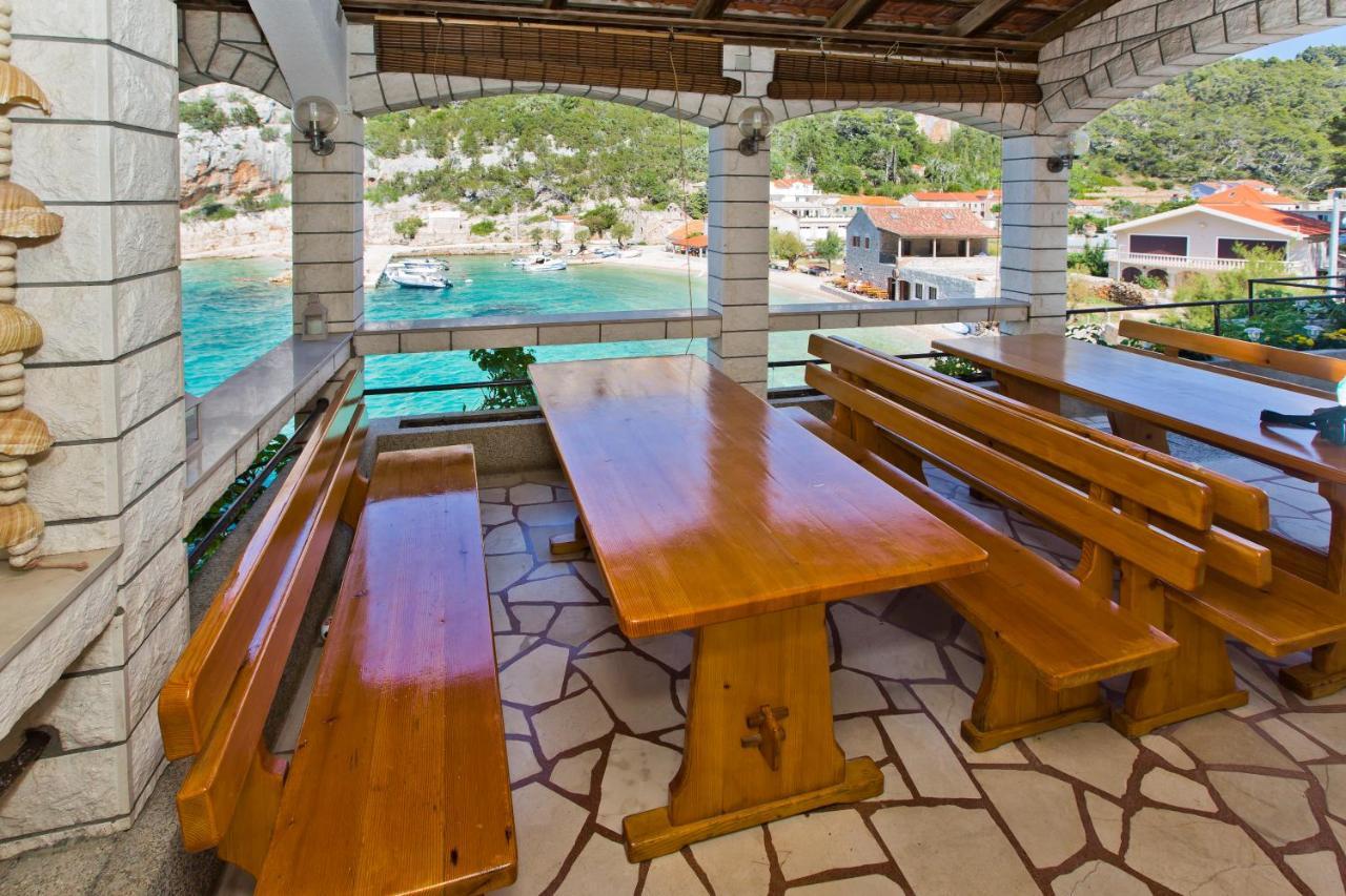 Villa Mateljan Zastražišće Extérieur photo