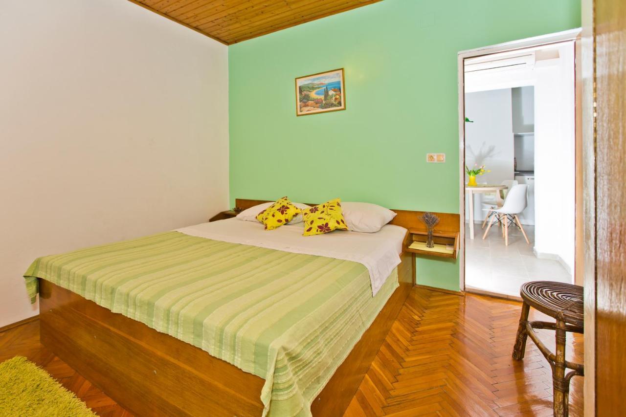 Villa Mateljan Zastražišće Extérieur photo