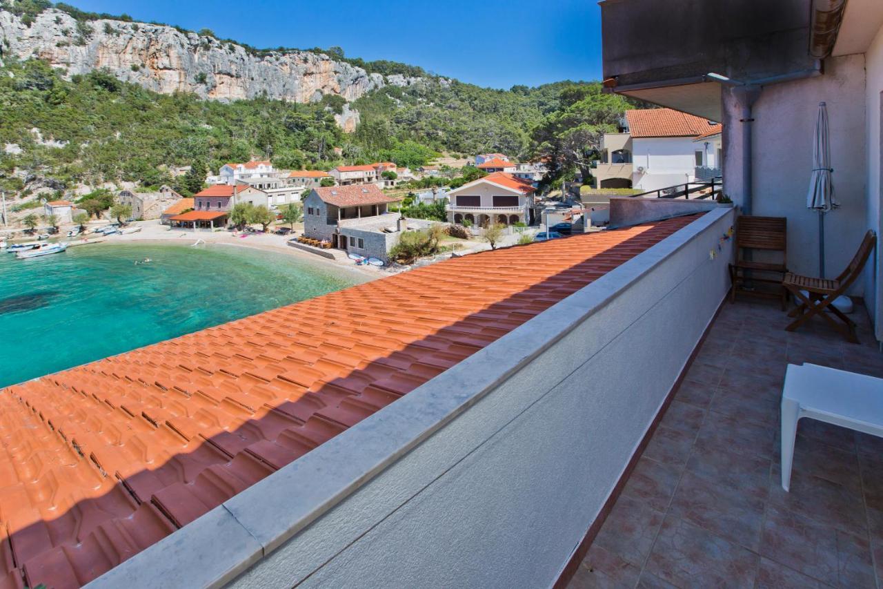 Villa Mateljan Zastražišće Extérieur photo